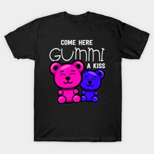 Cute Gummi Bear Kiss Sweets Gift Idea T-Shirt